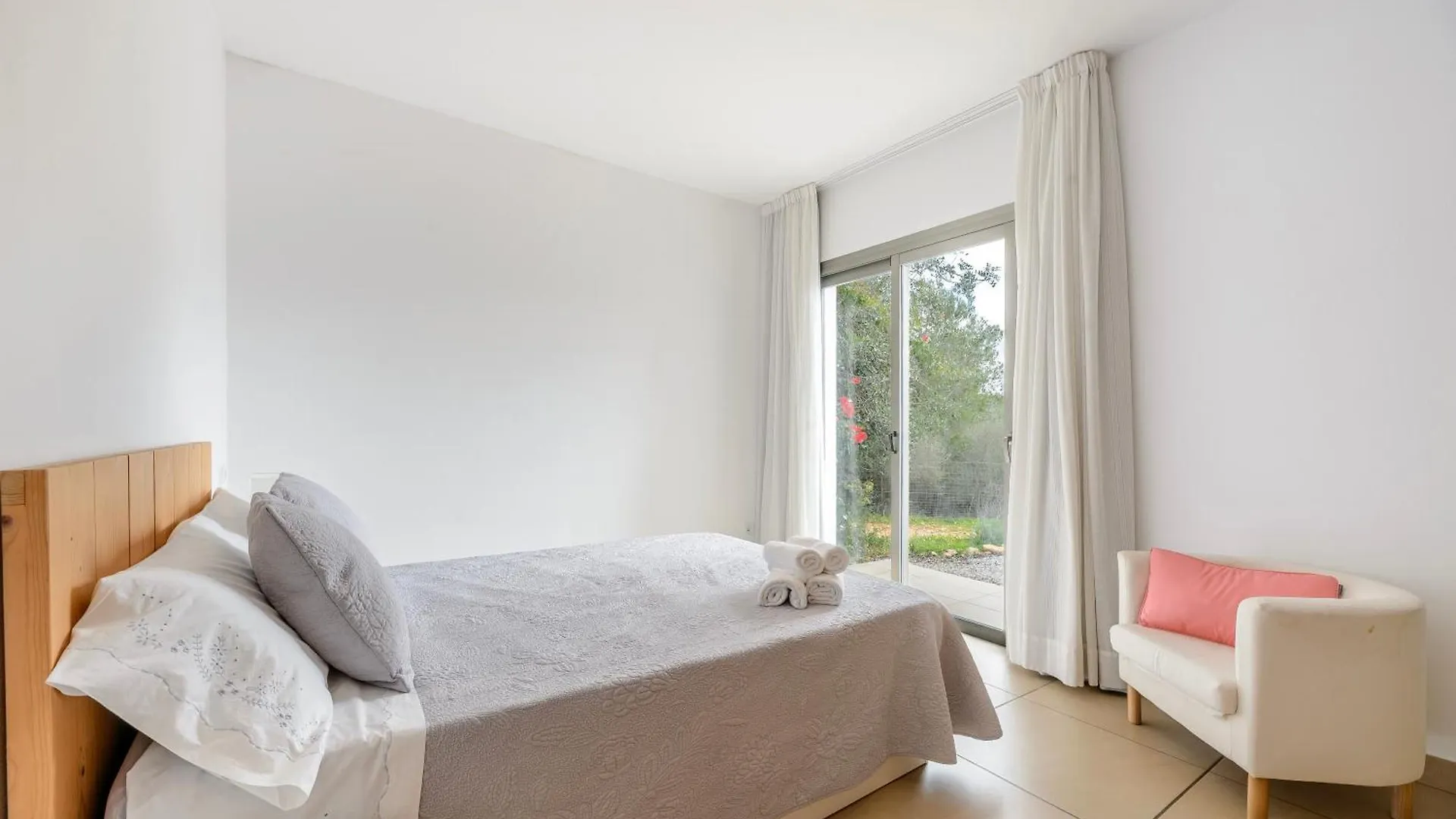 New! Villa Es Redo-Spacious & Relax San José