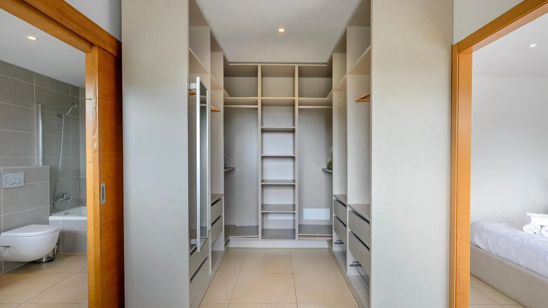New! Villa Es Redo-Spacious & Relax San José
